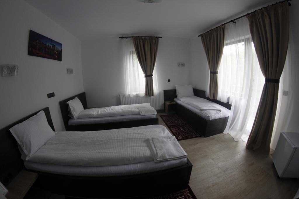 Casa Laur Cu Plaja Privata 호텔 Colibiţa 외부 사진